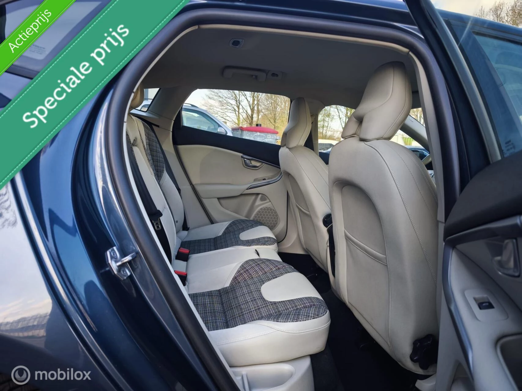 Hoofdafbeelding Volvo V40