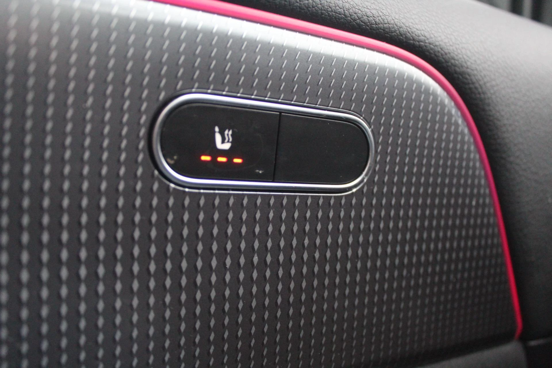 Hoofdafbeelding Mercedes-Benz EQA