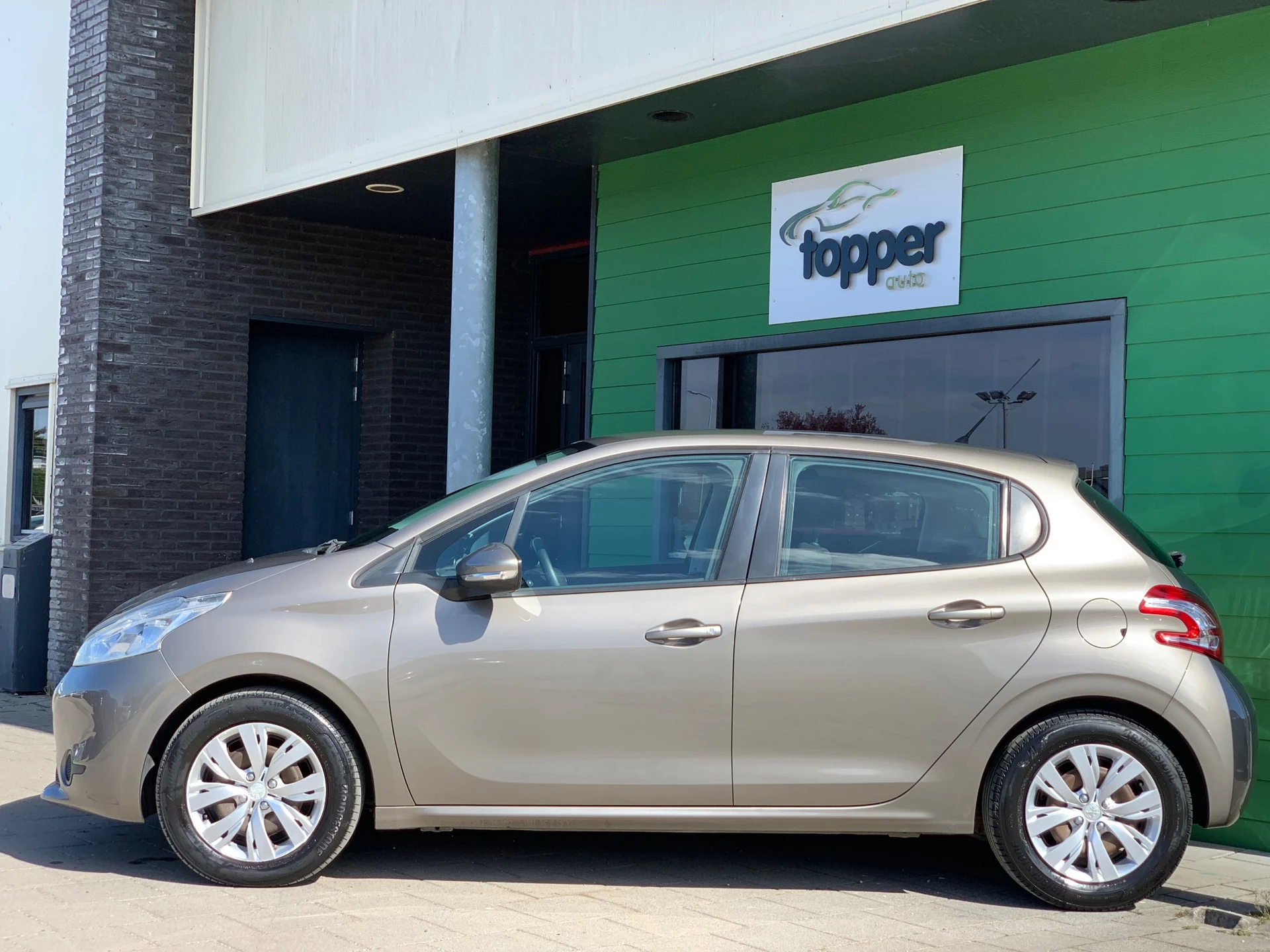 Hoofdafbeelding Peugeot 208