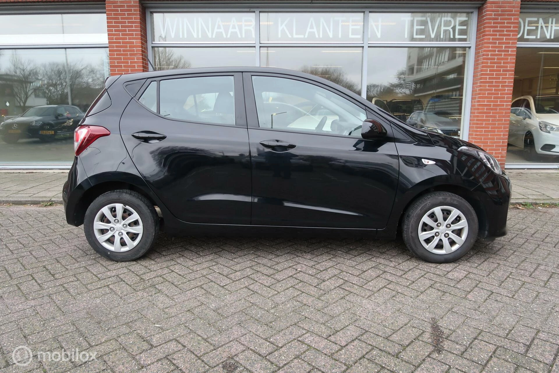 Hoofdafbeelding Hyundai i10