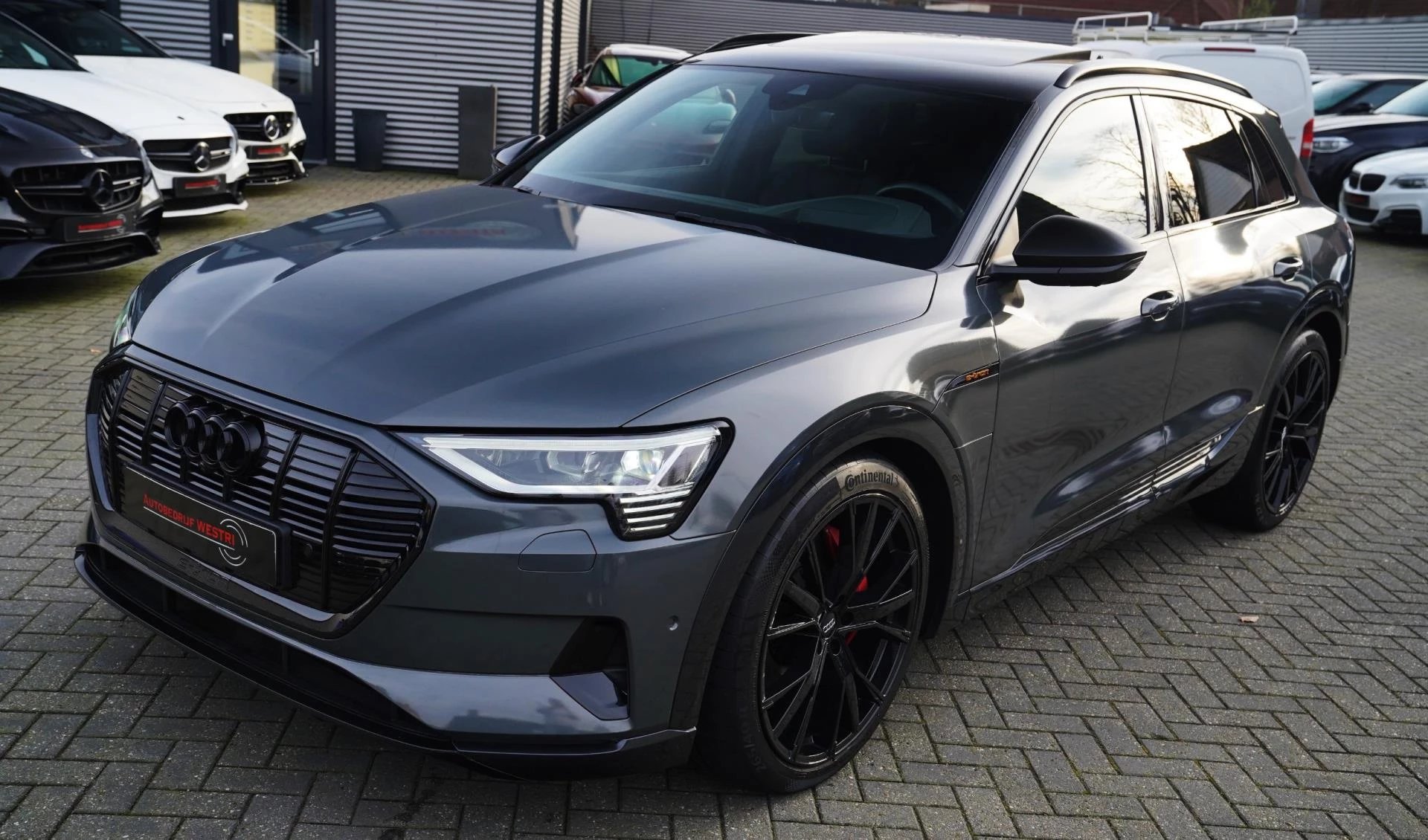 Hoofdafbeelding Audi e-tron