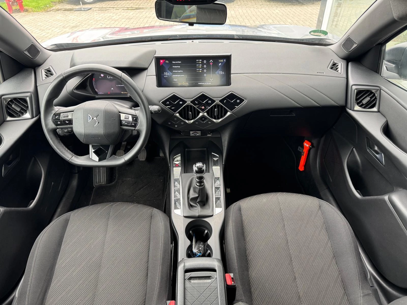 Hoofdafbeelding DS DS 3