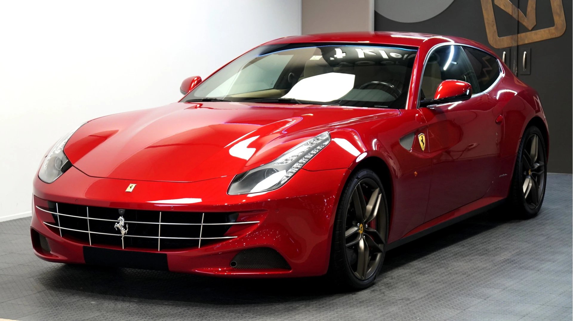 Hoofdafbeelding Ferrari FF