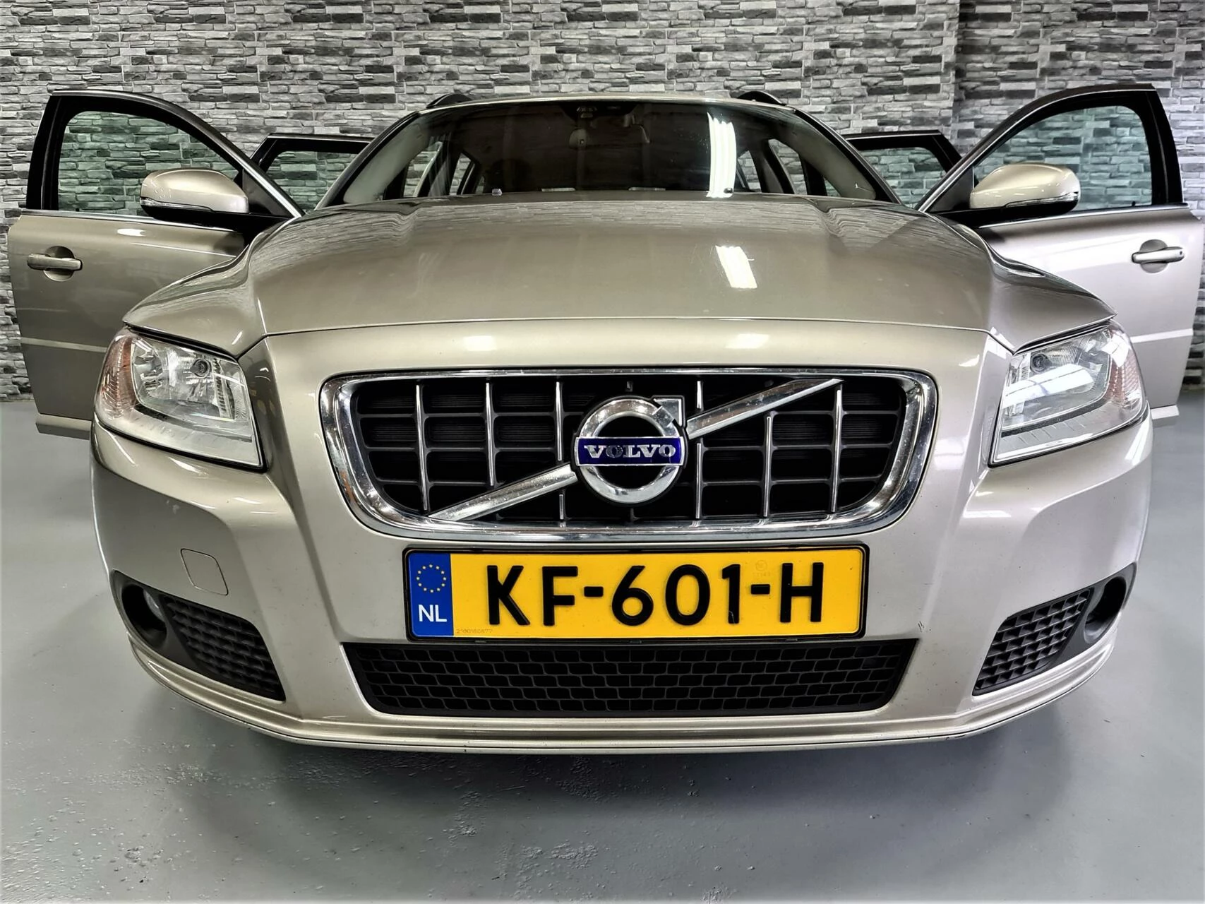 Hoofdafbeelding Volvo V70
