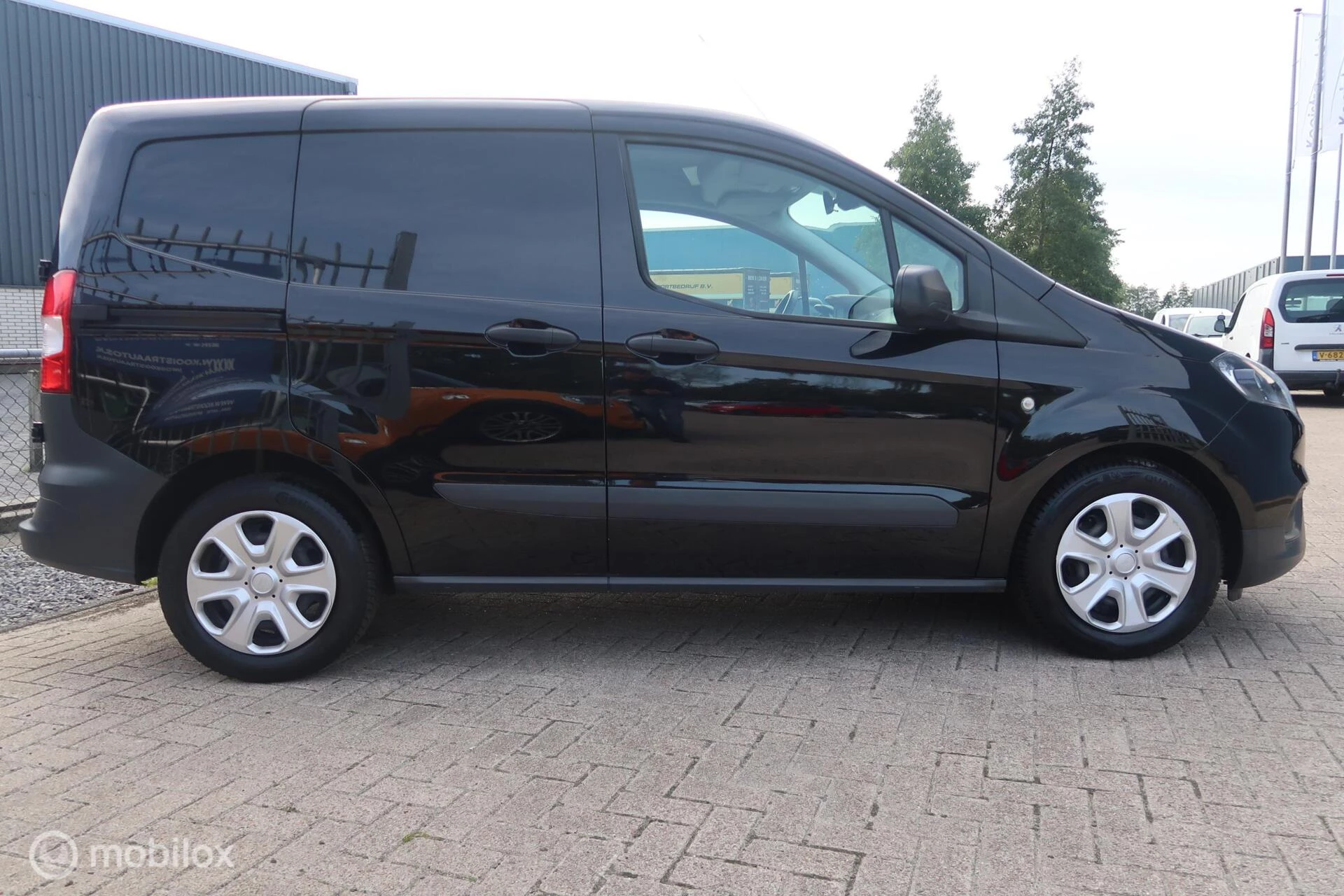 Hoofdafbeelding Ford Transit Courier