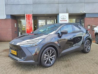 Toyota C-HR 1.8 HYBRID 140 FIRST-EDITION STOEL/STUURVERW EL-ACHTERKLEP KEYLESS BLIND SPOT PARK-SENSOREN NAVI CAMERA APPLE/ANDROID 18'' VELGEN