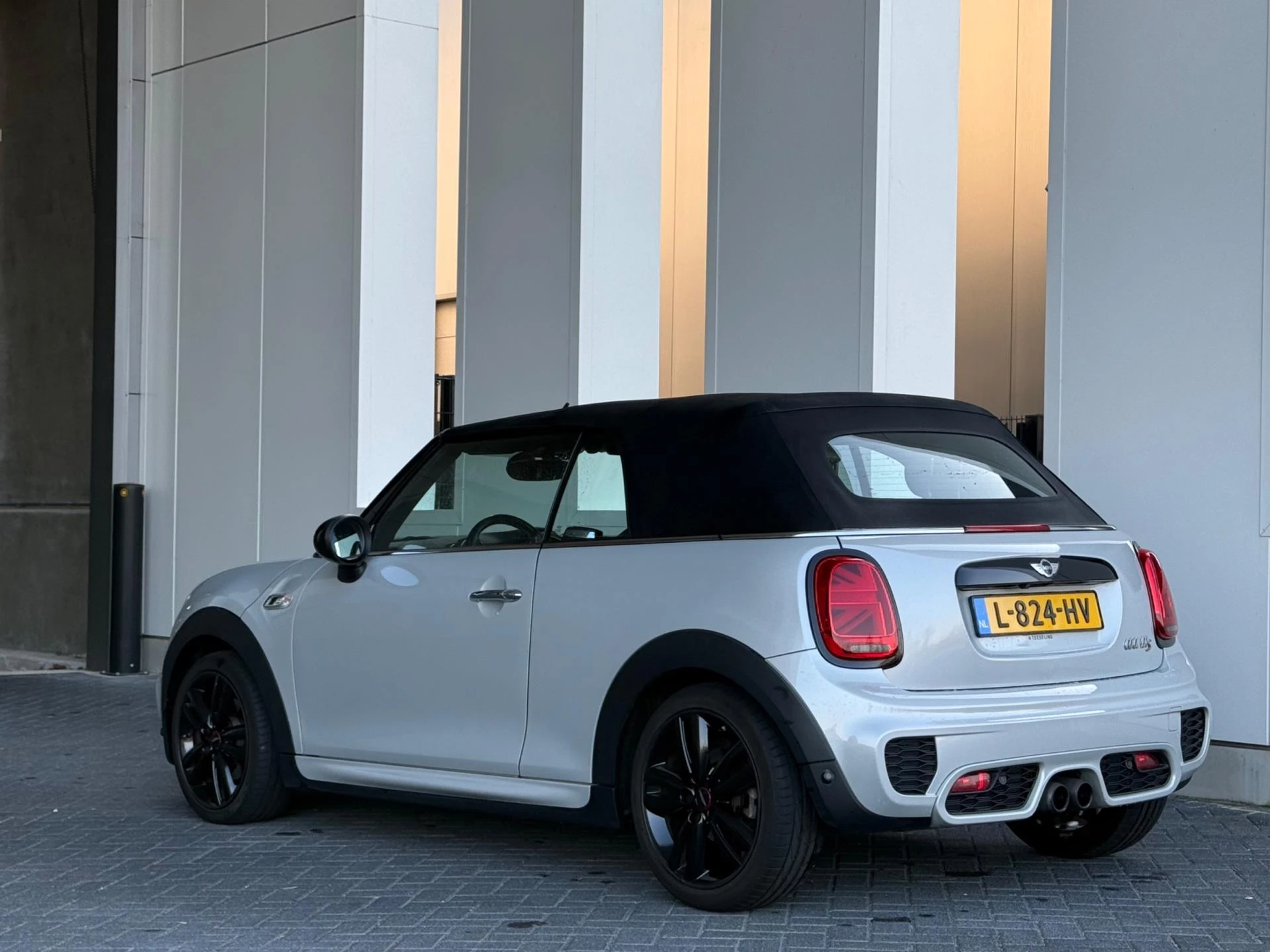 Hoofdafbeelding MINI Cooper S Cabrio