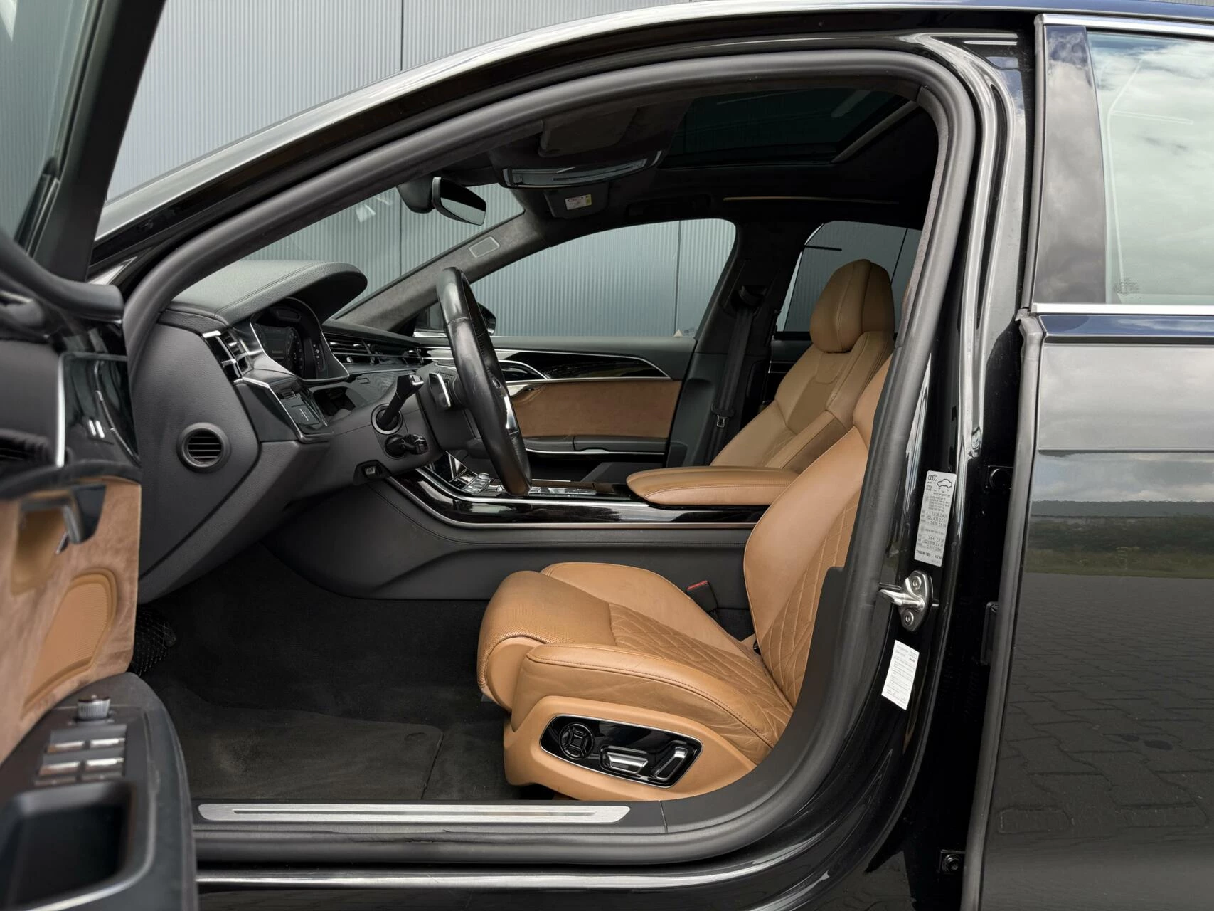 Hoofdafbeelding Audi A8