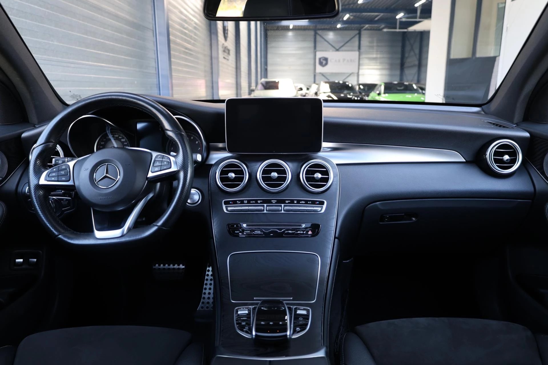 Hoofdafbeelding Mercedes-Benz GLC