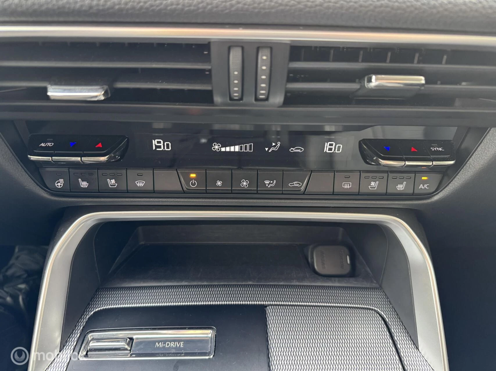 Hoofdafbeelding Mazda CX-60