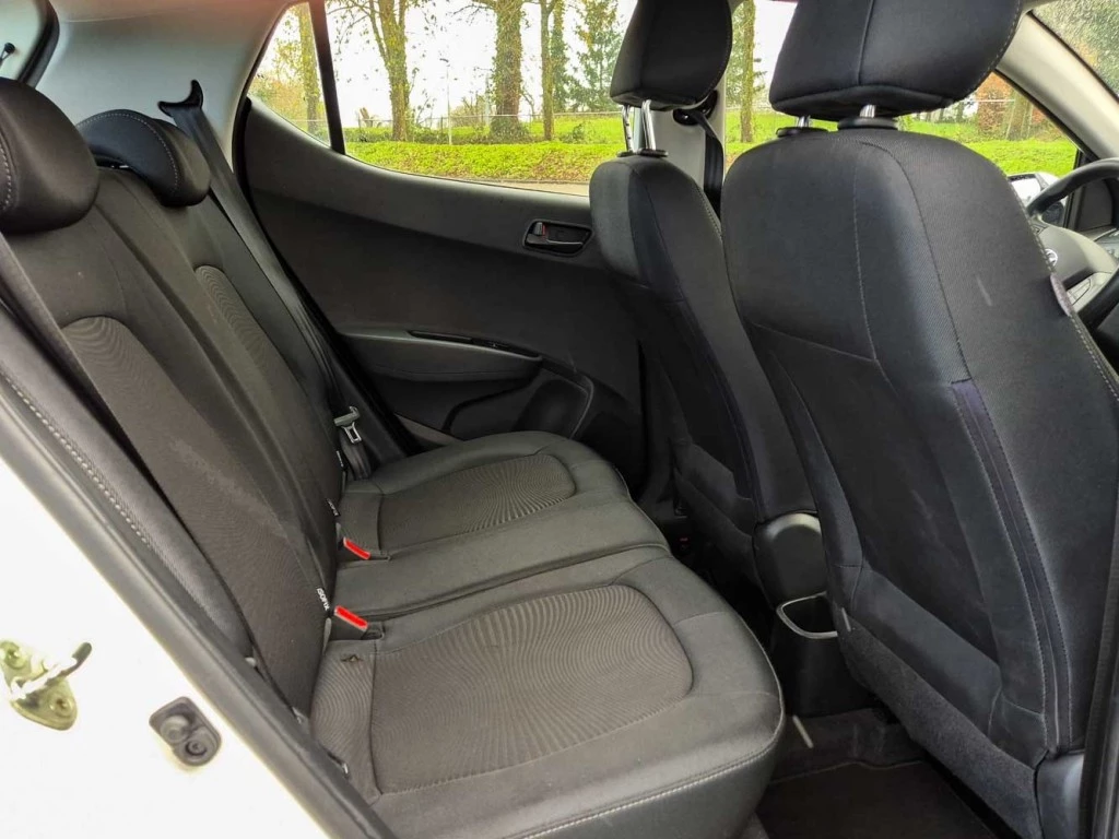 Hoofdafbeelding Hyundai i10