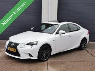 Lexus IS 300h F 2014 Mark-Levinson