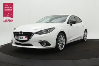 Mazda 3 BWJ 2015 2.0 GT-M 120 PK AUTOMAAT AUTOMAAT / TREKHAAK / HEAD UP DISPLAY / LEDER / BOSE AUDIO / METALLIC LAK / LMV / PDC