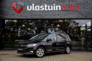 Volkswagen Touran 1.5 TSI Highline 7p , 7-persoons, Cruise control, Apple Carplay,
