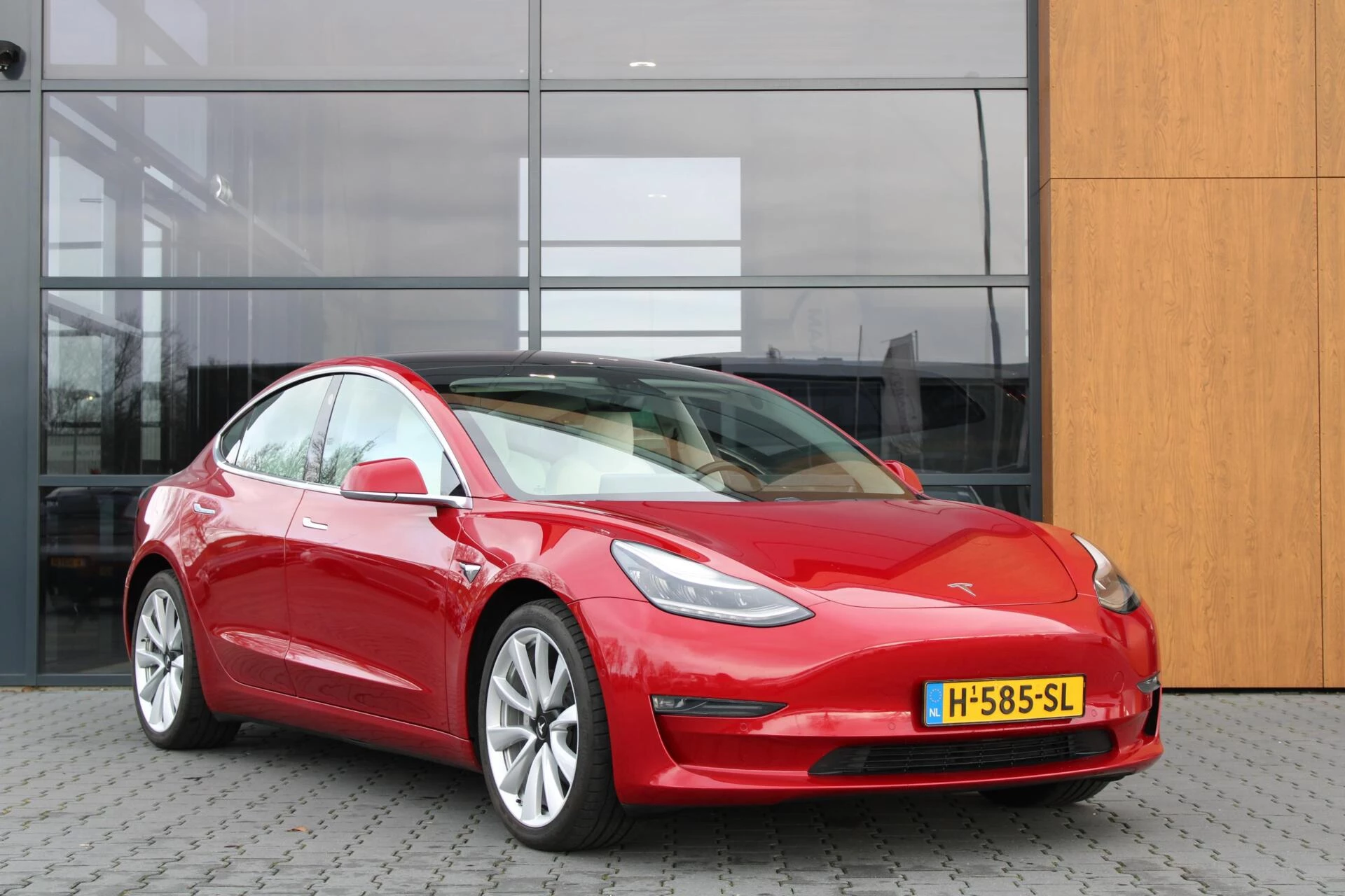 Hoofdafbeelding Tesla Model 3
