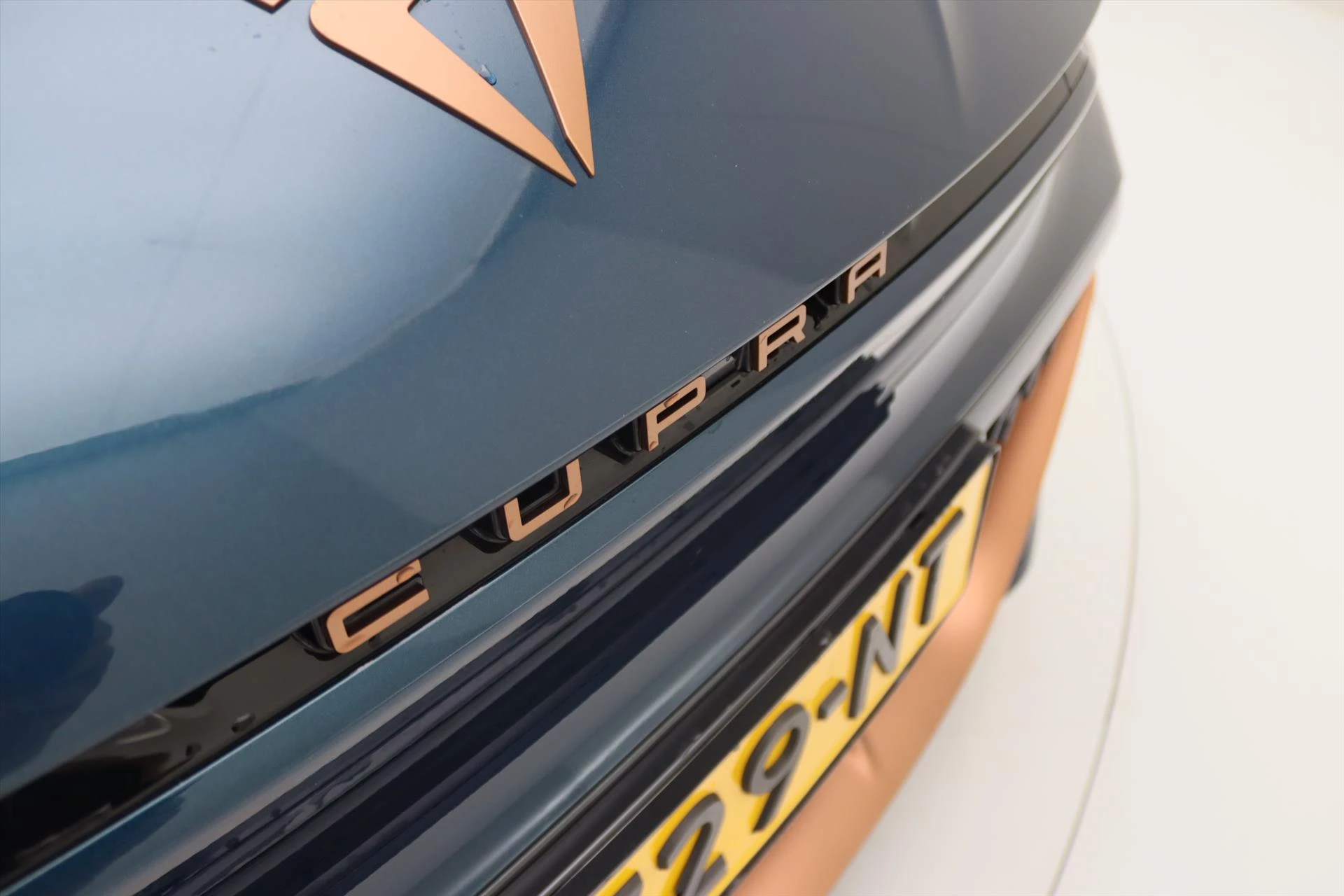 Hoofdafbeelding CUPRA Born