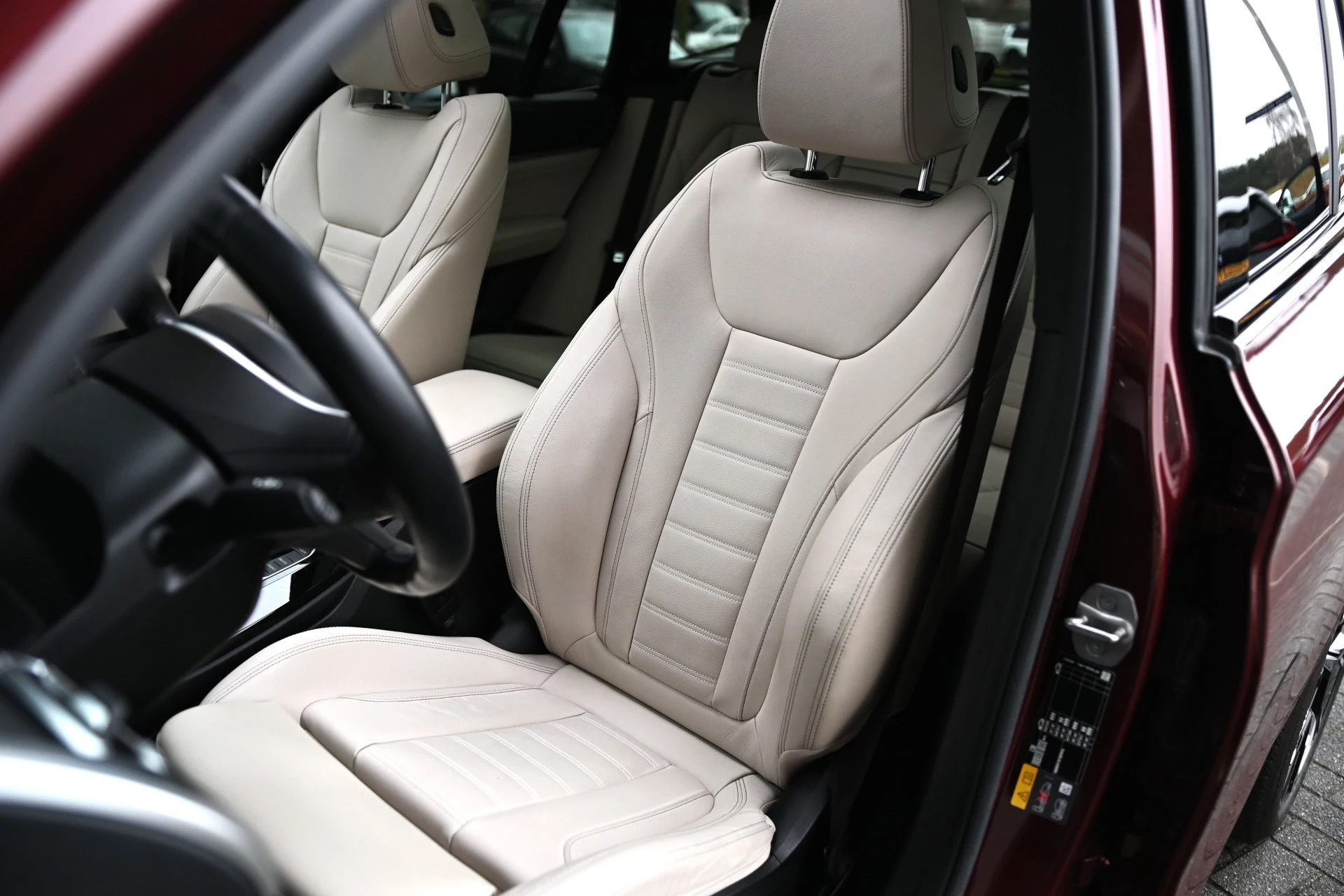 Hoofdafbeelding BMW iX3