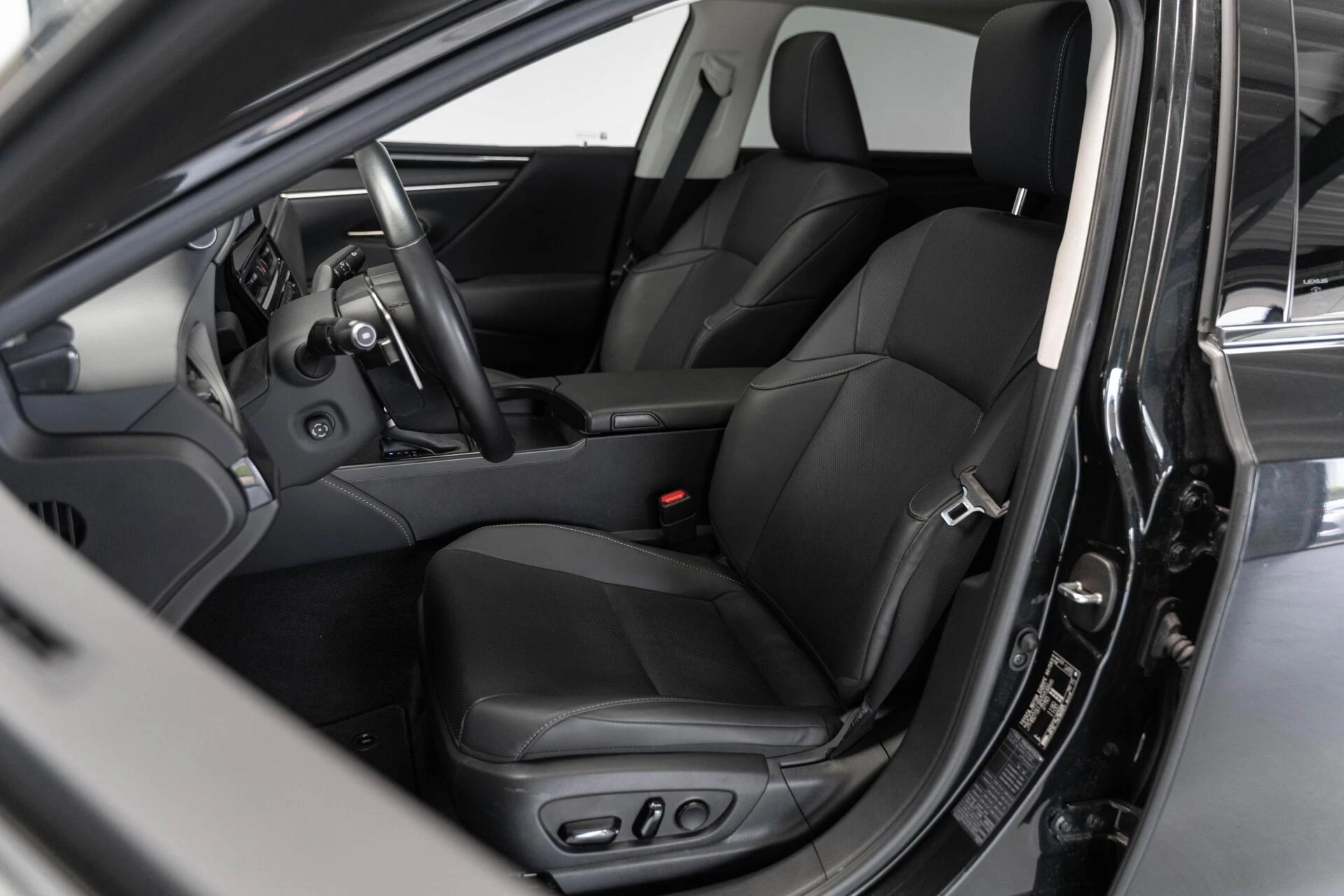 Hoofdafbeelding Lexus ES