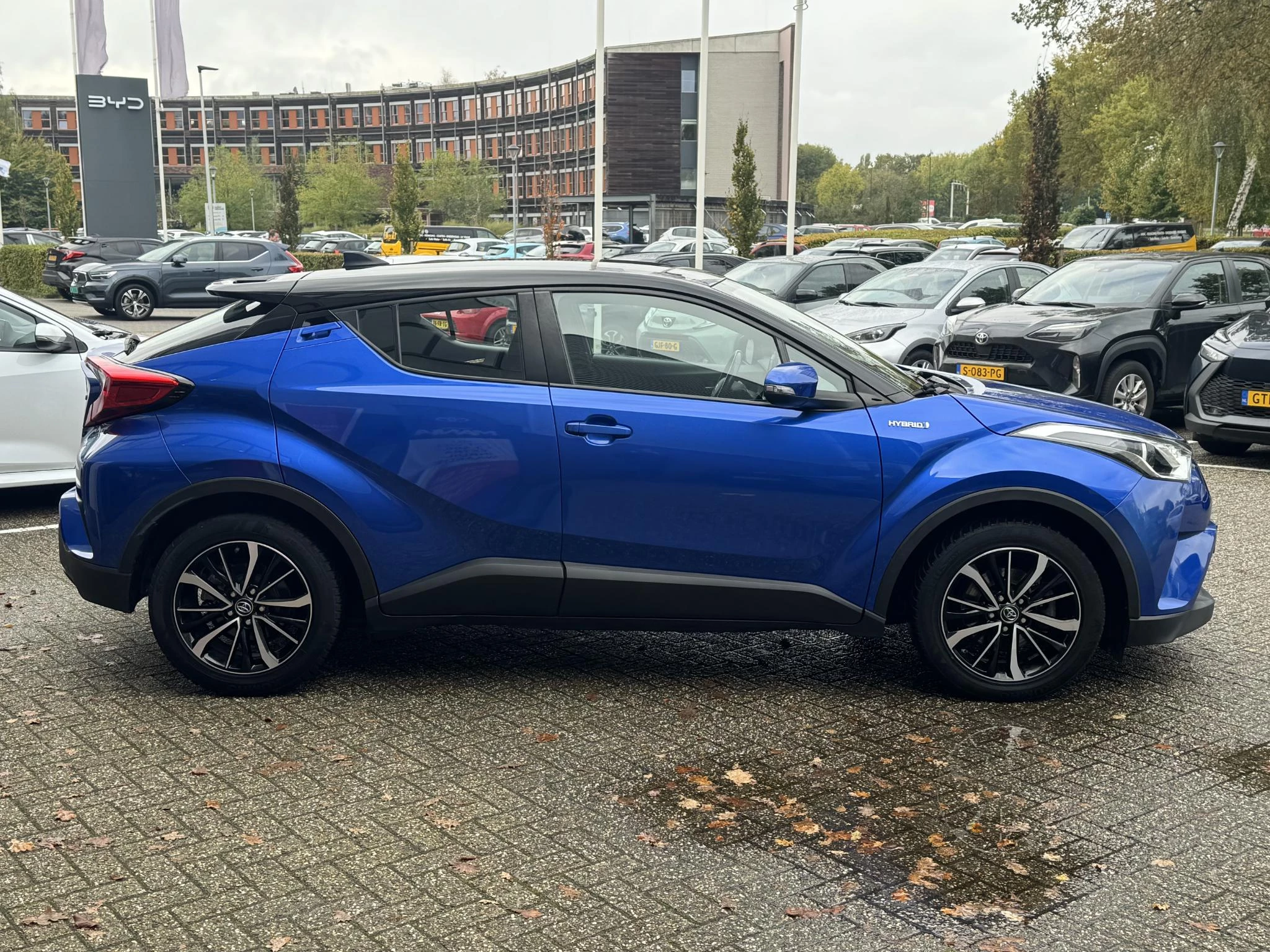 Hoofdafbeelding Toyota C-HR