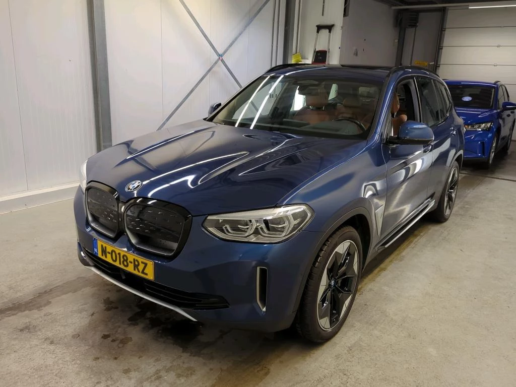 Hoofdafbeelding BMW iX3