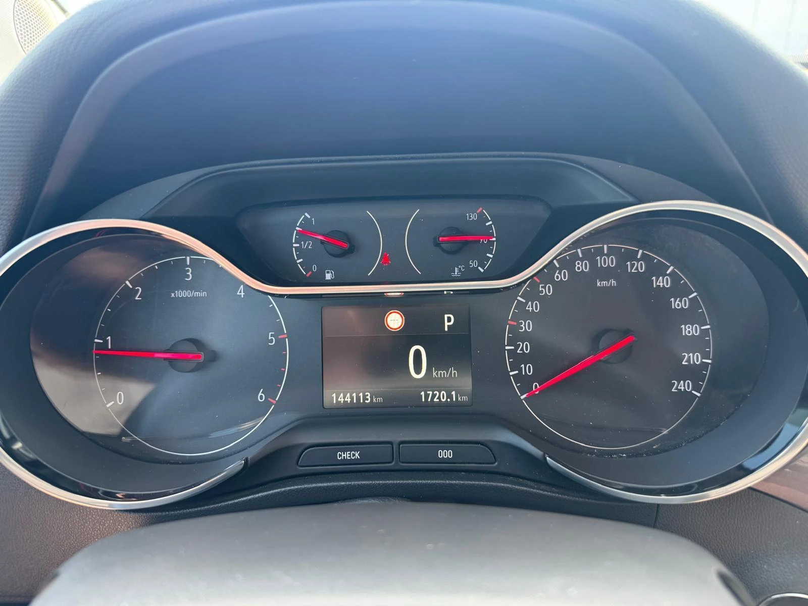 Hoofdafbeelding Opel Crossland X