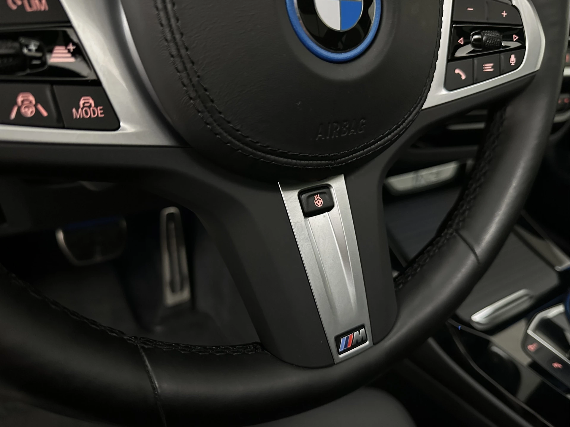Hoofdafbeelding BMW iX3