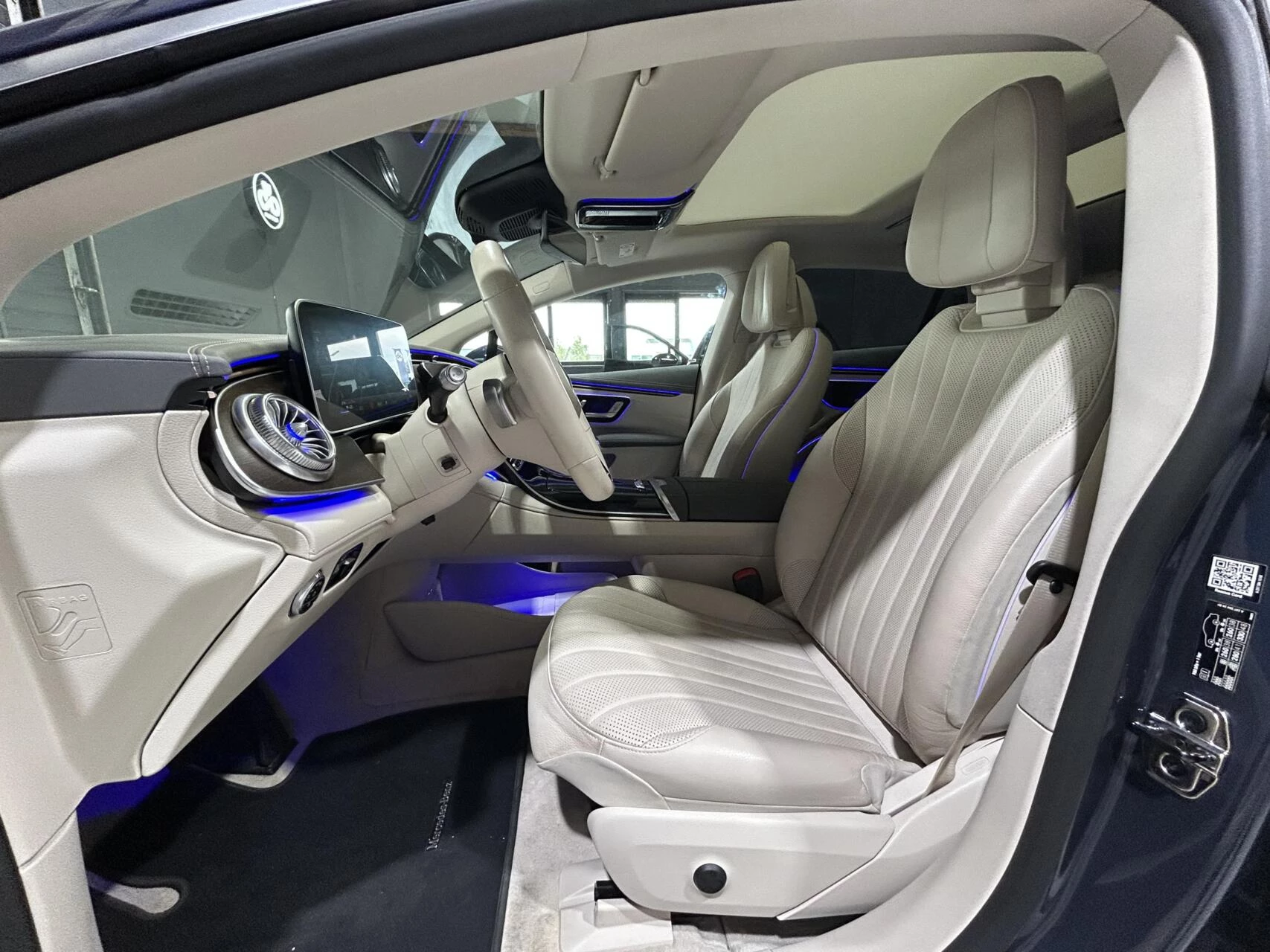 Hoofdafbeelding Mercedes-Benz EQS