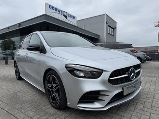 Mercedes-Benz B-Klasse 180 Business Solution AMG Trekhaak | Night | Elekt. Klep | Stoelverw. | Camera