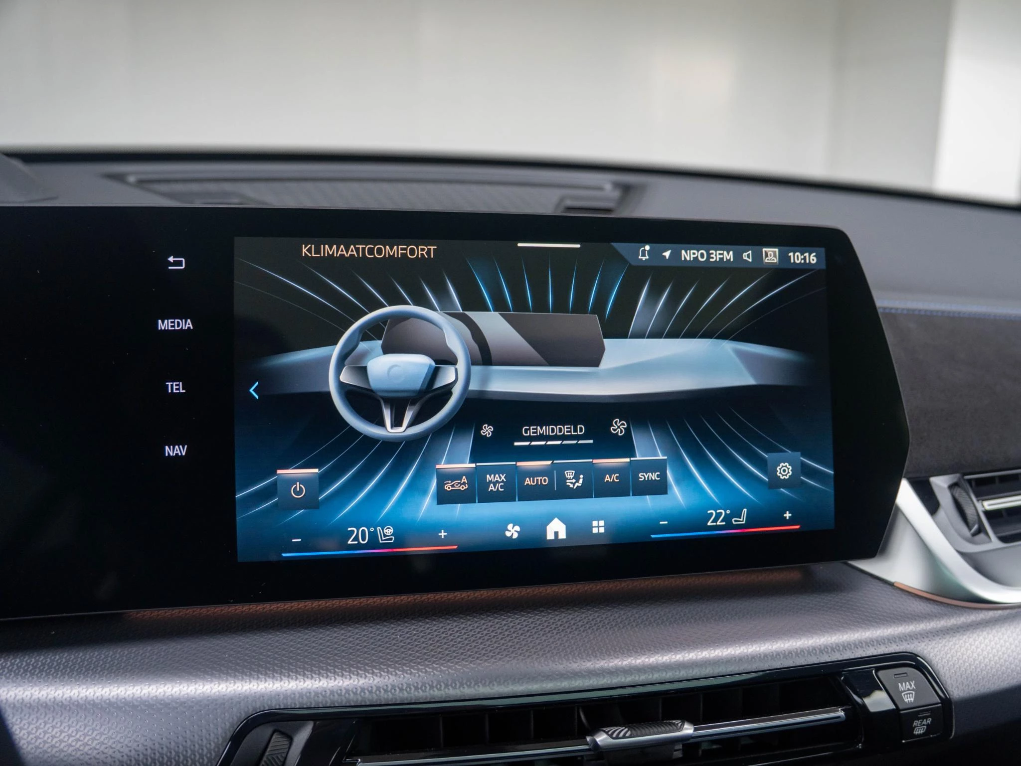 Hoofdafbeelding BMW iX2