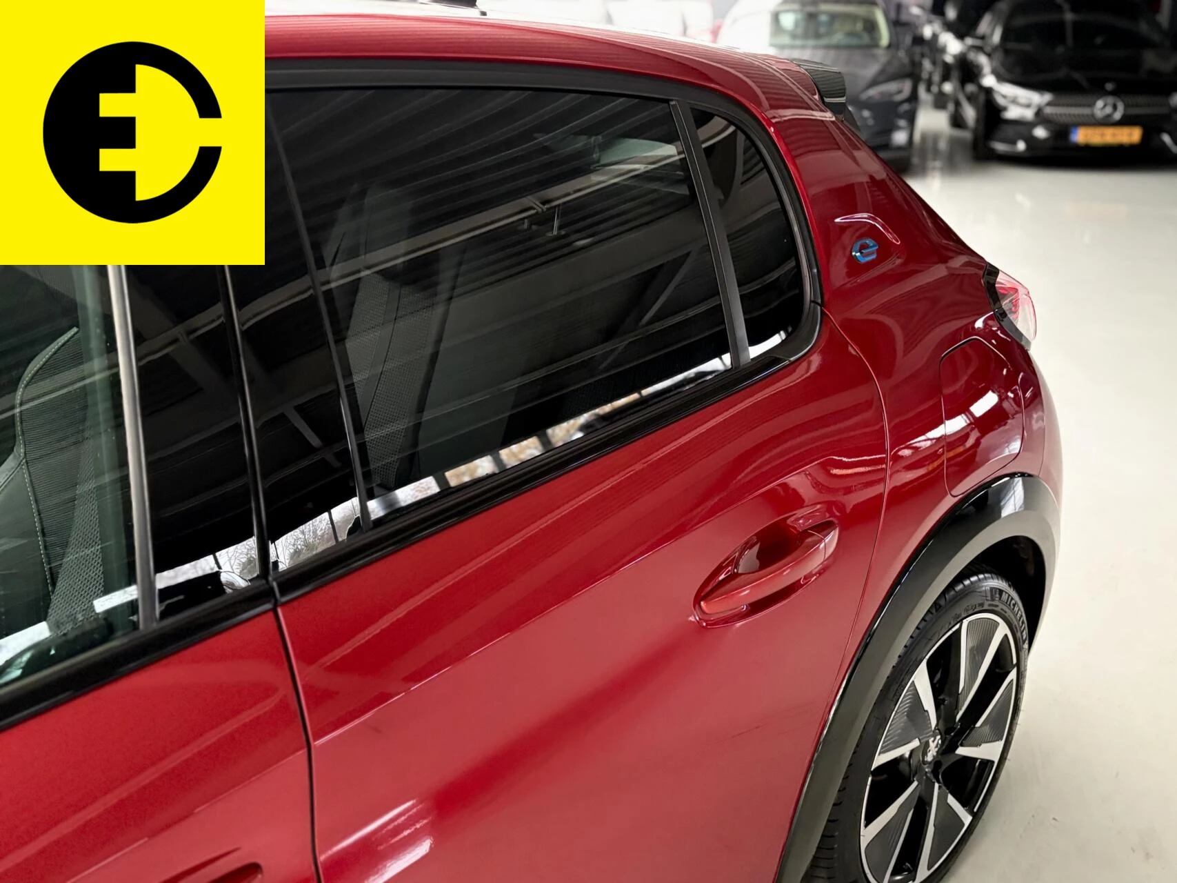 Hoofdafbeelding Peugeot e-208