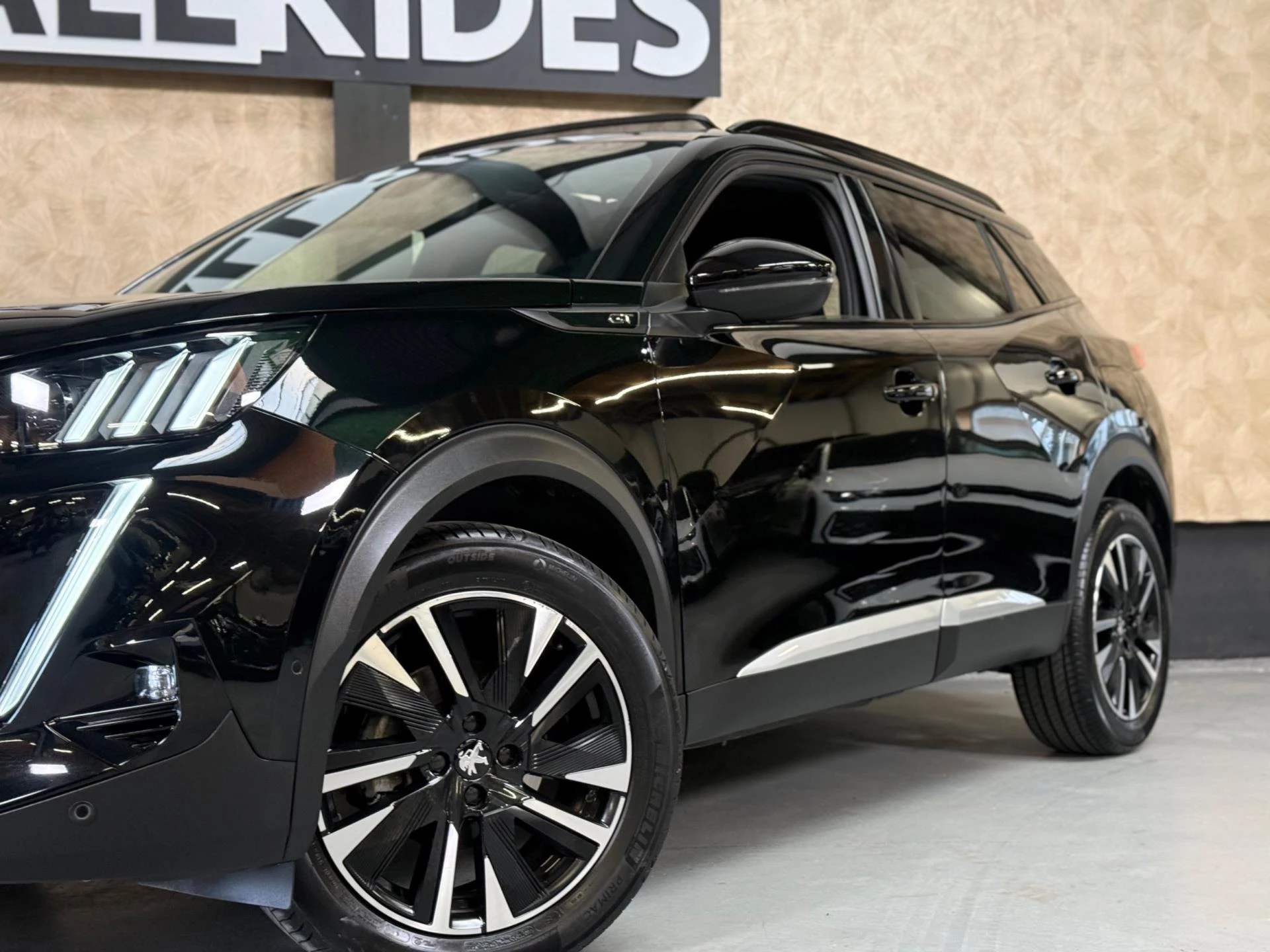 Hoofdafbeelding Peugeot 2008