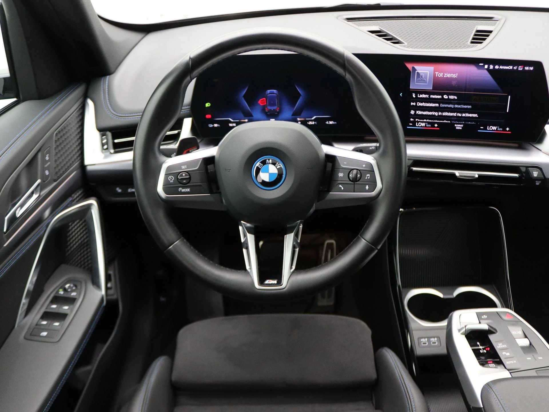 Hoofdafbeelding BMW iX1
