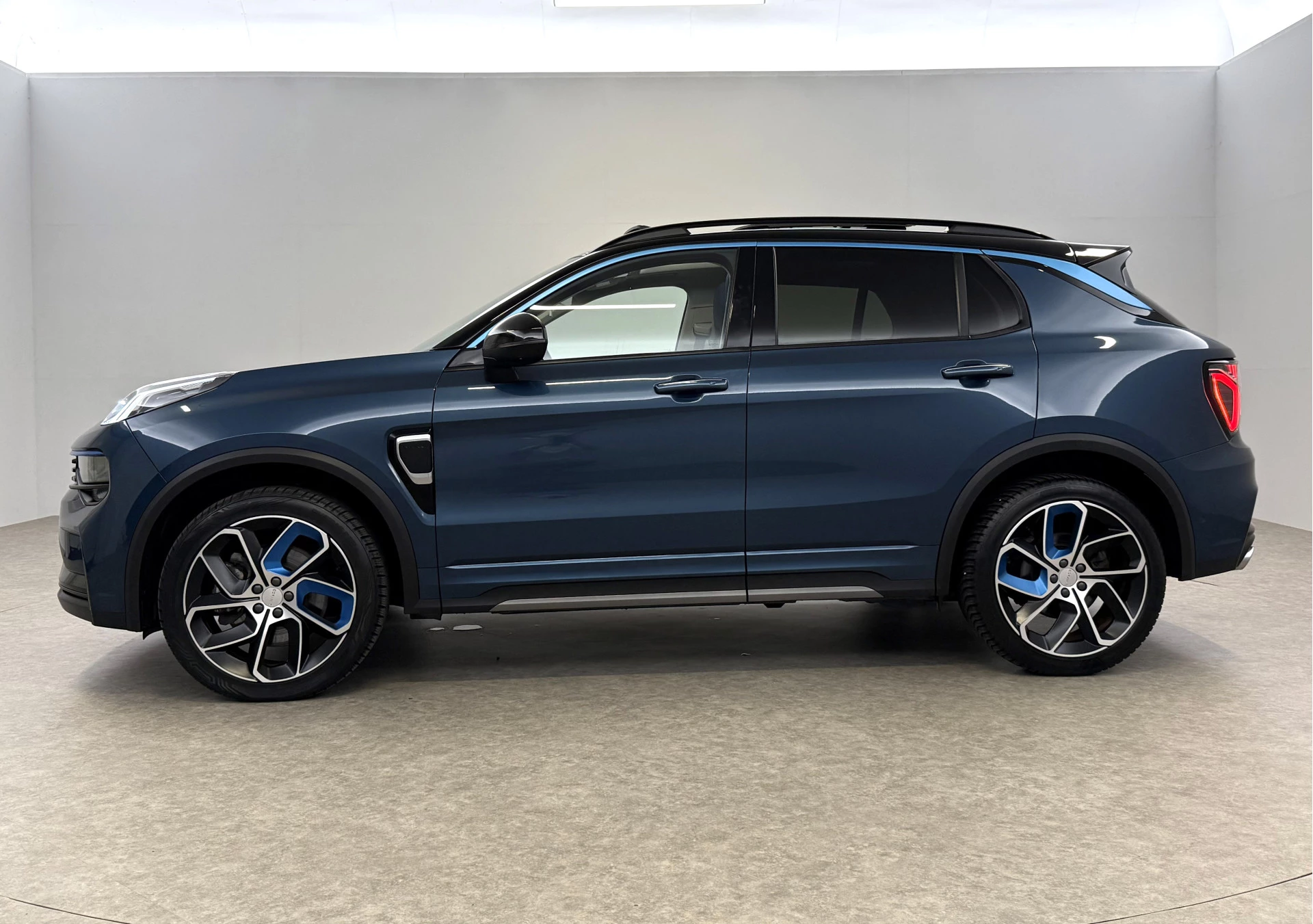 Hoofdafbeelding Lynk & Co 01