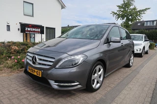 Mercedes B-klasse 180 Aut f-1 NAVIGATIE|TREKHAAK|LEDER|1E EIGENAAR|XENON-LED|DEALER ONDERHOUDEN