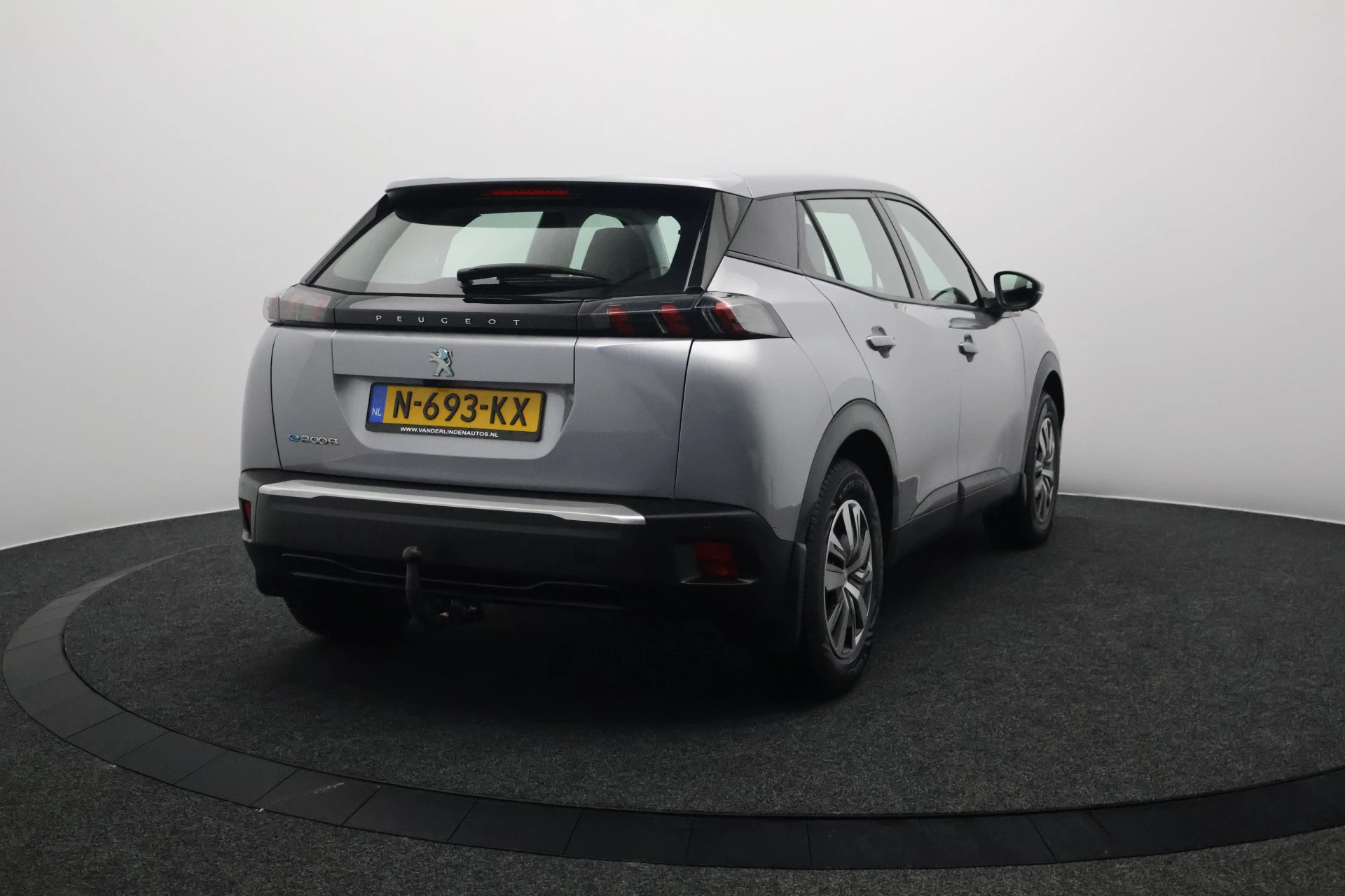 Hoofdafbeelding Peugeot e-2008