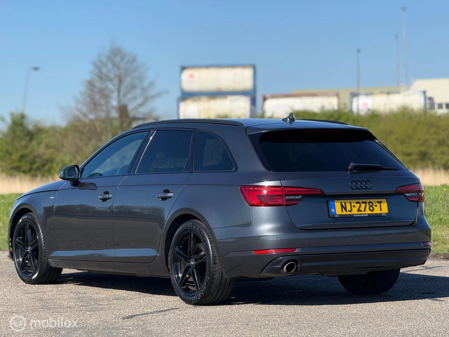 Hoofdafbeelding Audi A4