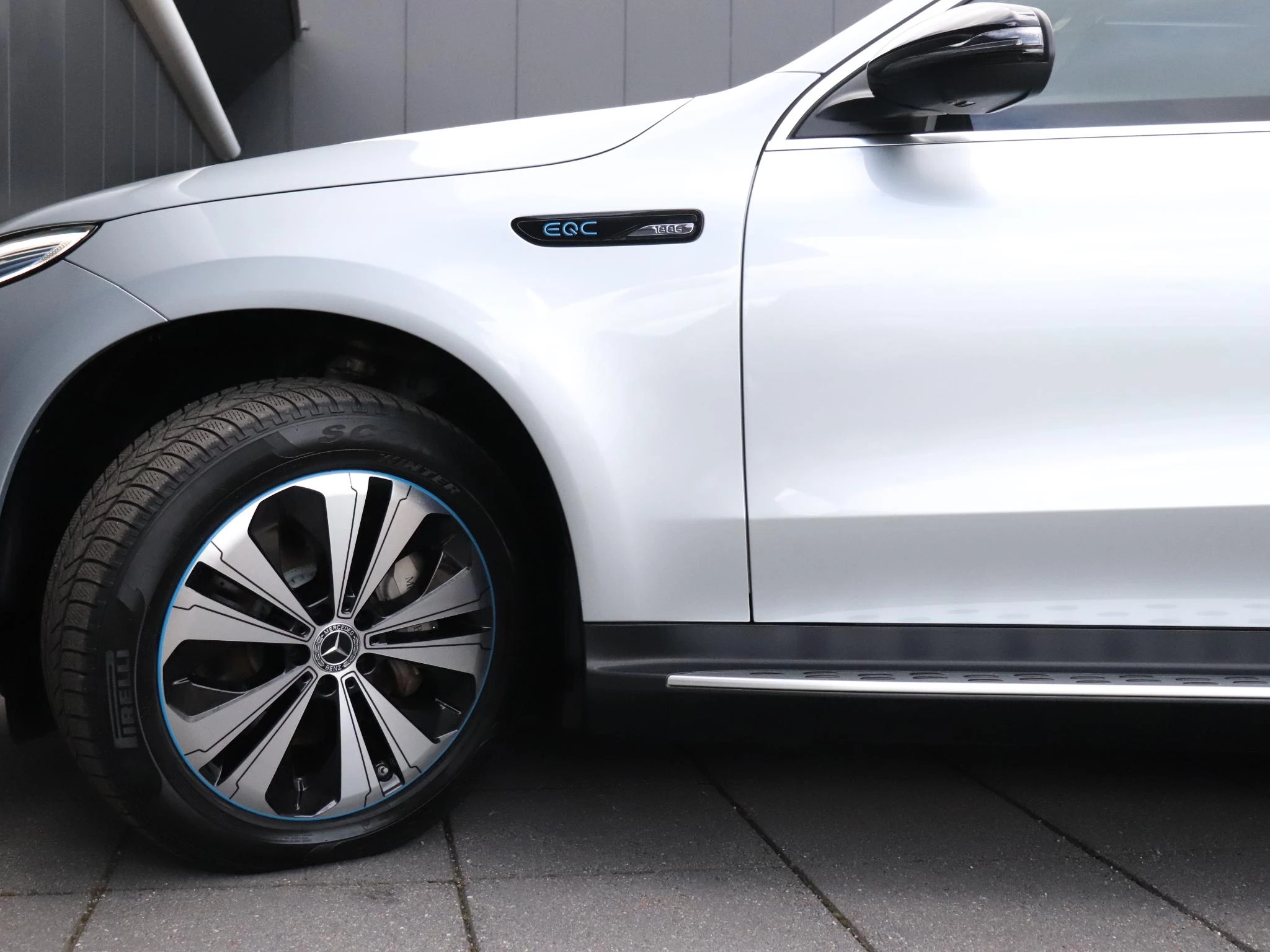 Hoofdafbeelding Mercedes-Benz EQC