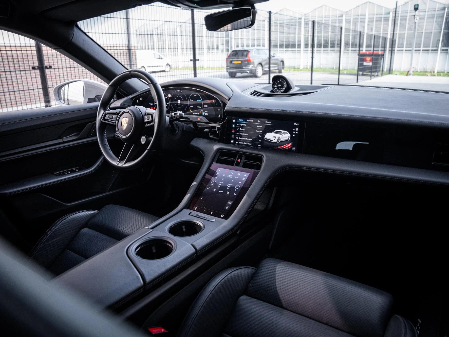 Hoofdafbeelding Porsche Taycan