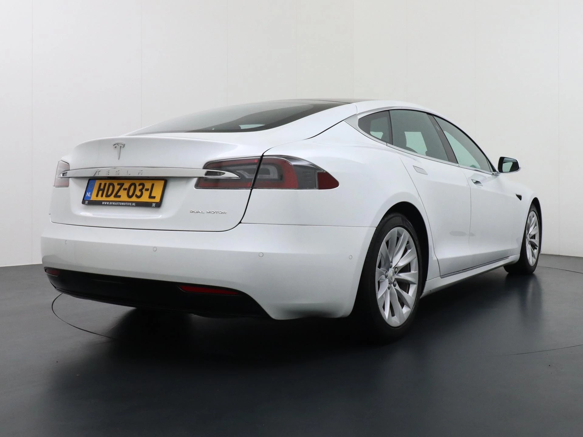 Hoofdafbeelding Tesla Model S