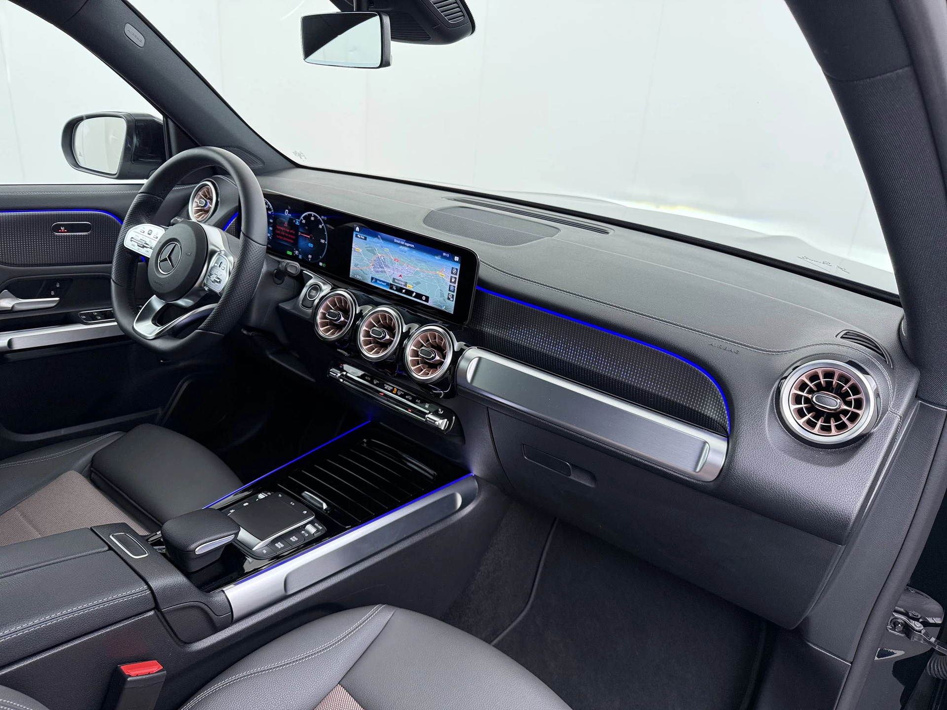 Hoofdafbeelding Mercedes-Benz EQB