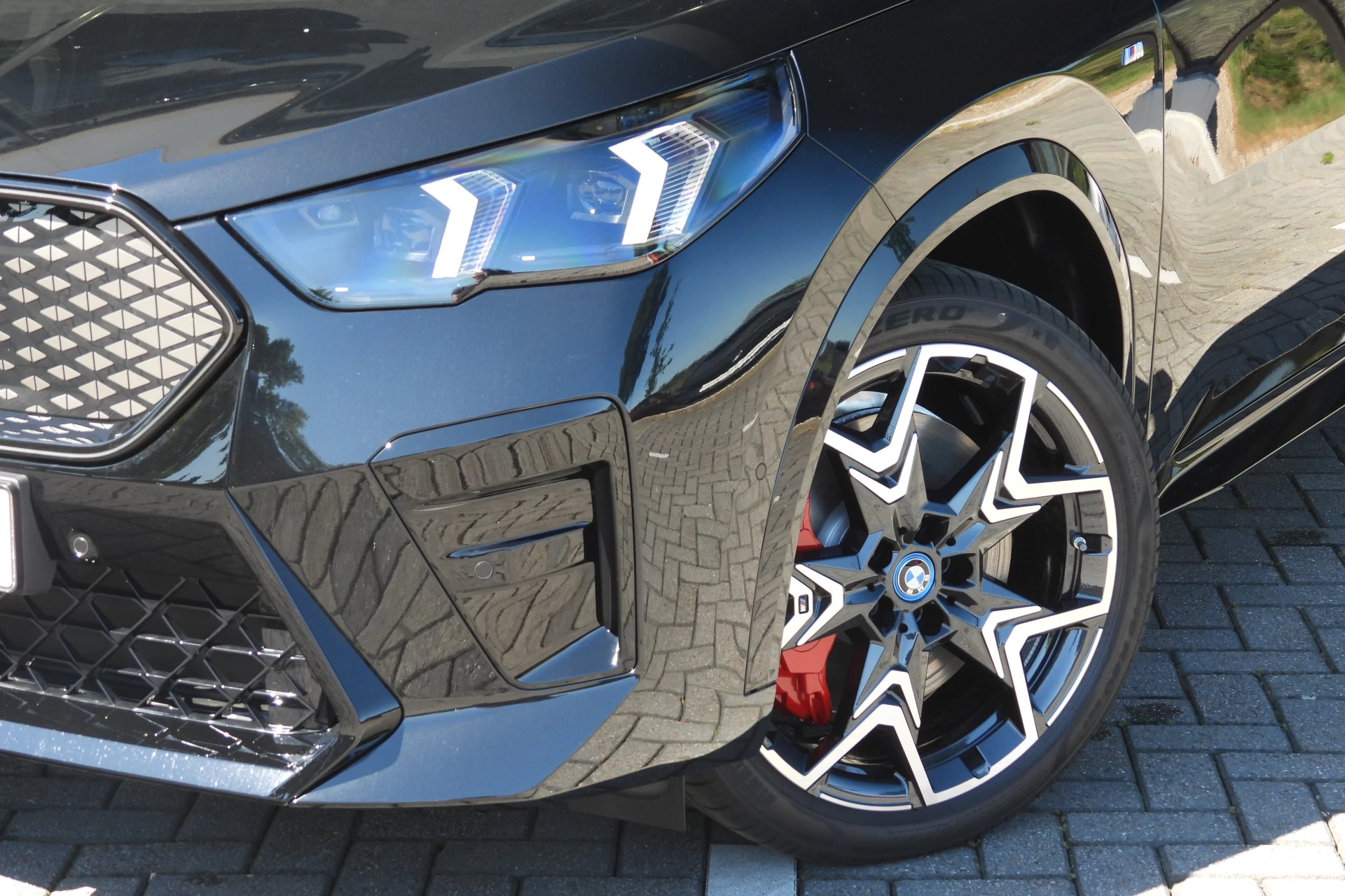 Hoofdafbeelding BMW iX2