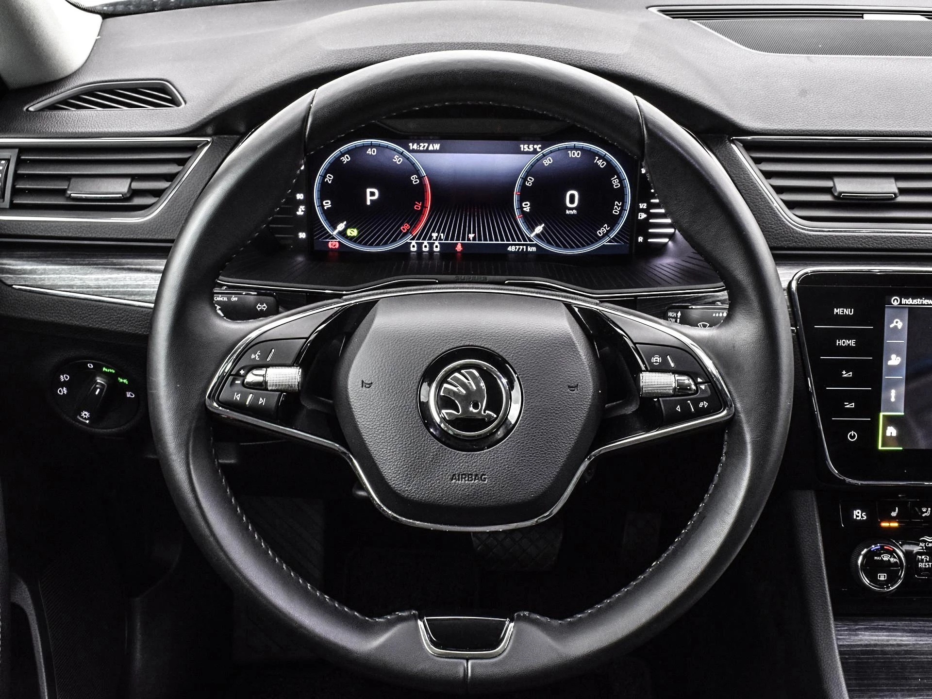 Hoofdafbeelding Škoda Superb