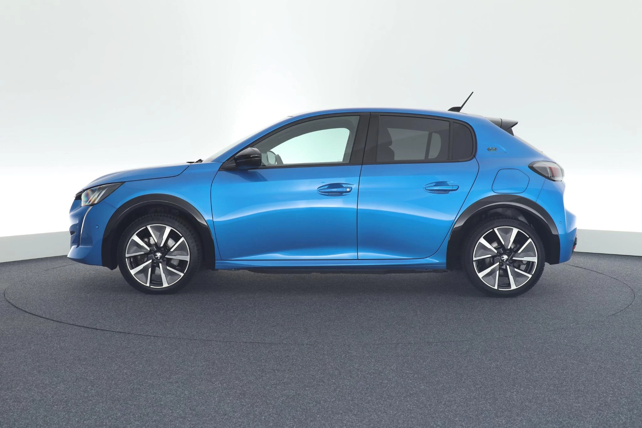 Hoofdafbeelding Peugeot e-208