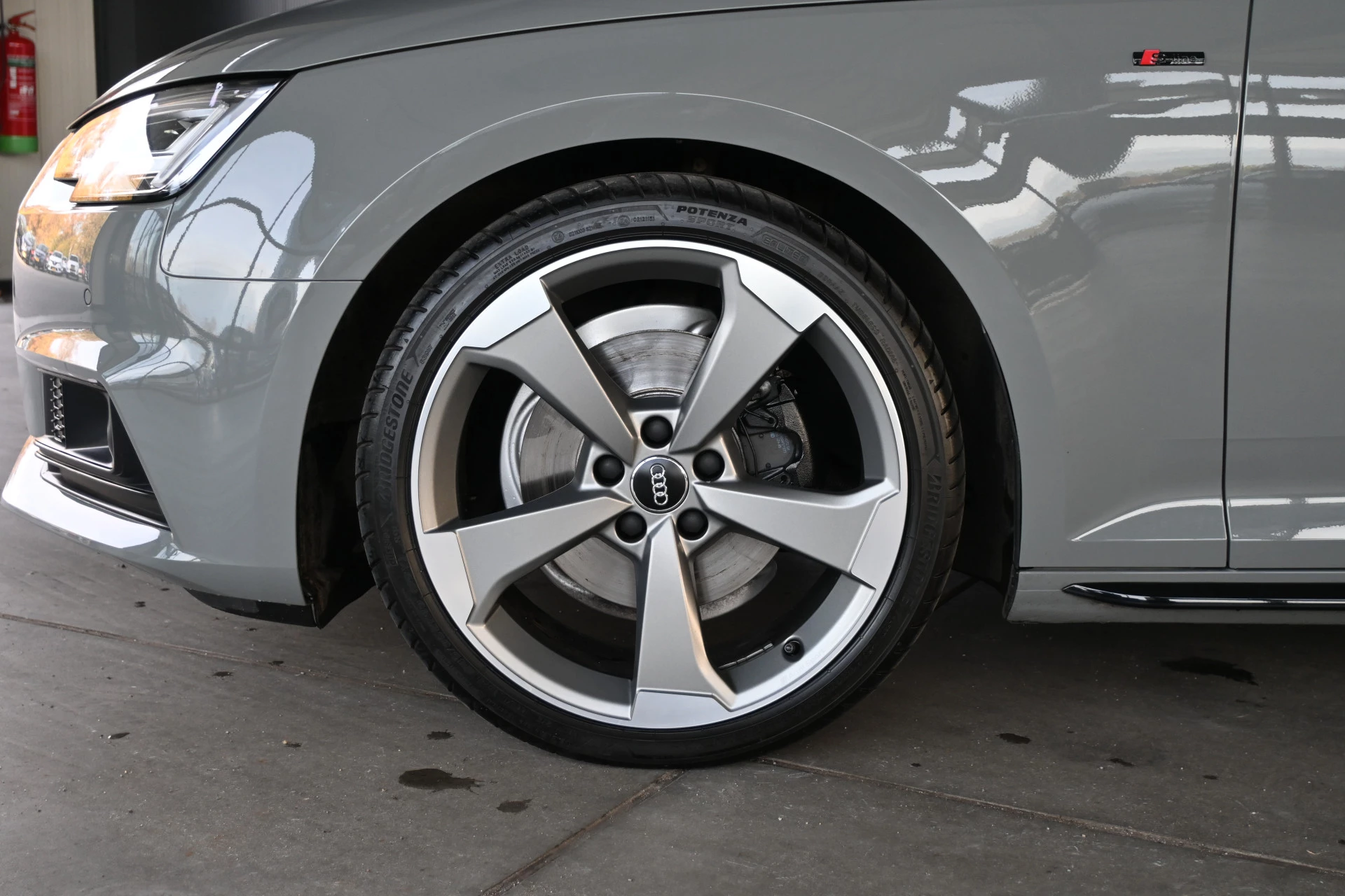 Hoofdafbeelding Audi A4