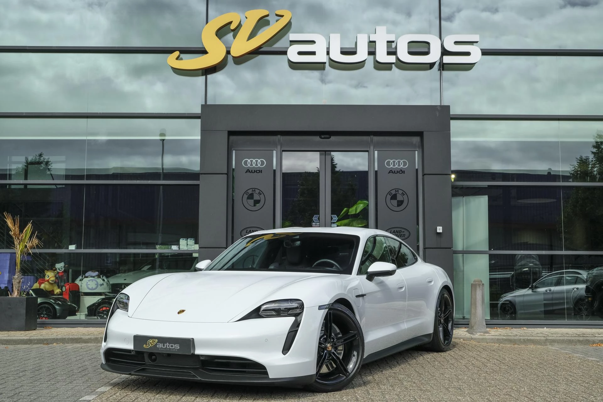 Hoofdafbeelding Porsche Taycan