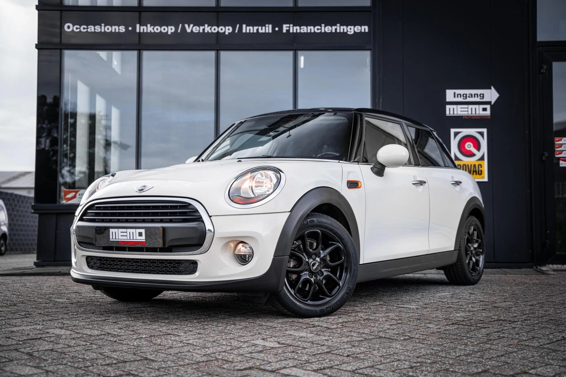 Hoofdafbeelding MINI One