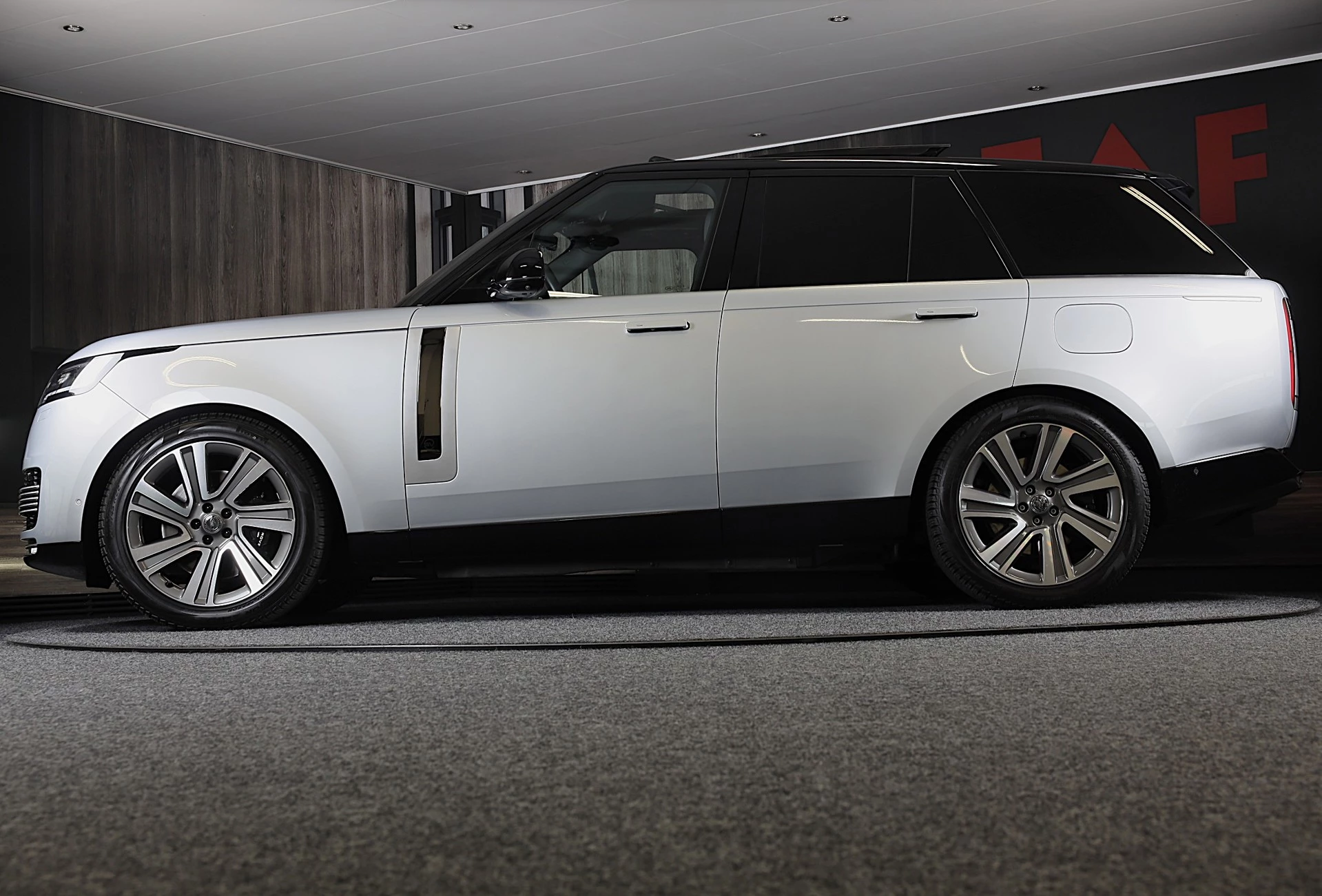 Hoofdafbeelding Land Rover Range Rover