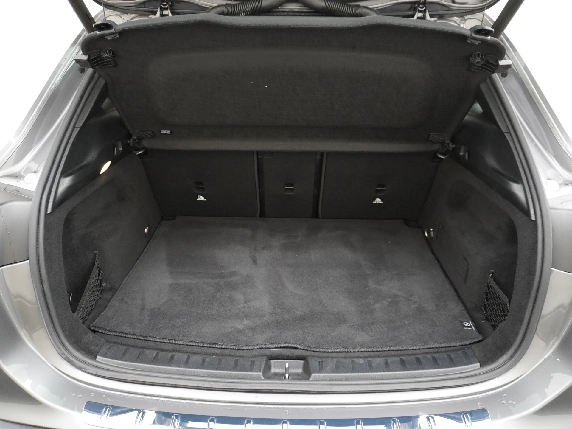 Hoofdafbeelding Mercedes-Benz EQA