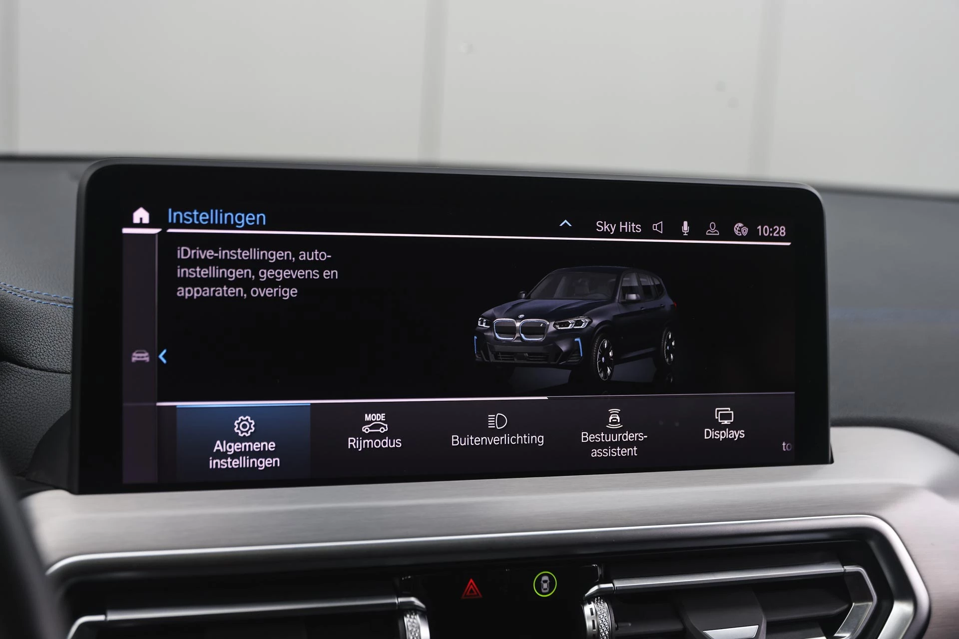 Hoofdafbeelding BMW iX3