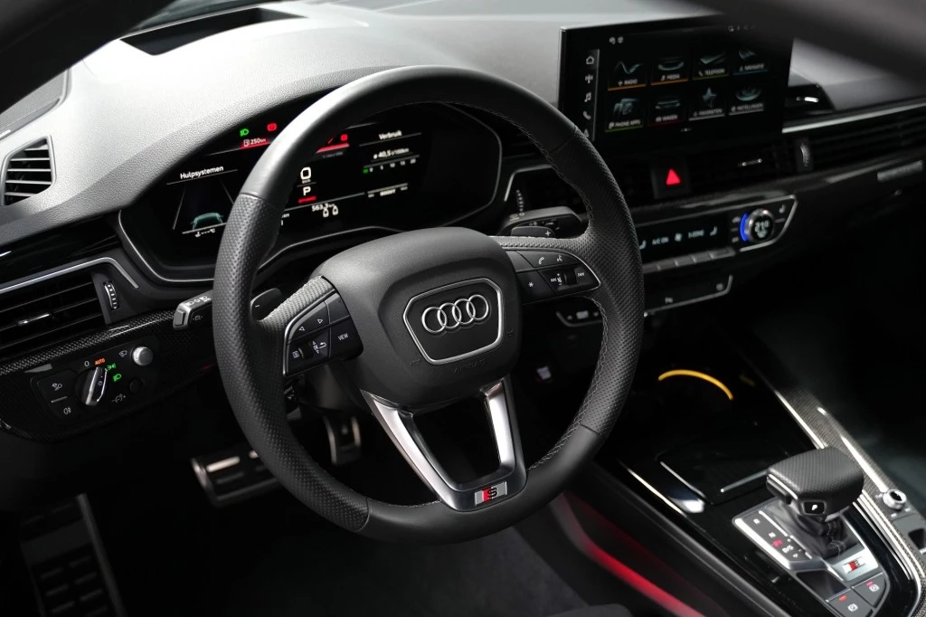 Hoofdafbeelding Audi S5
